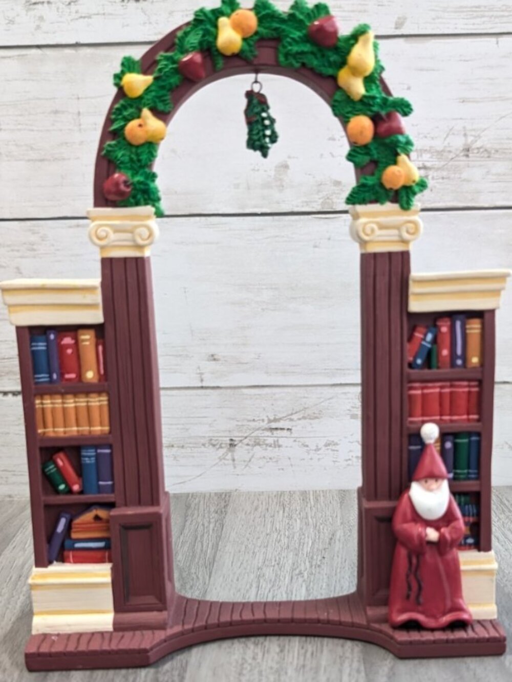 Department 56 All Through the House Under the Mistletoe 9331-9